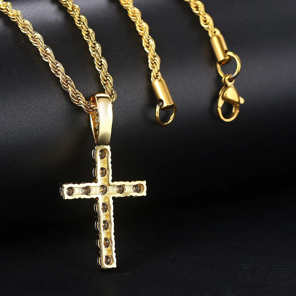 Collana con ciondolo a croce Unisex