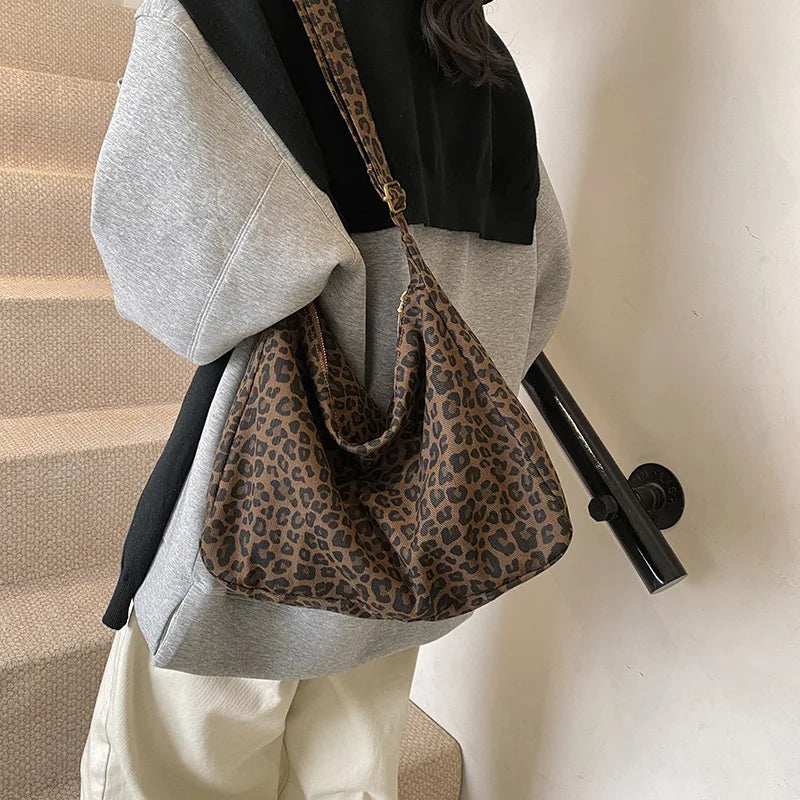 Borsa a tracolla da donna in tessuto morbido alla moda Borsa a tracolla da donna con stampa leopardata di grande capacità