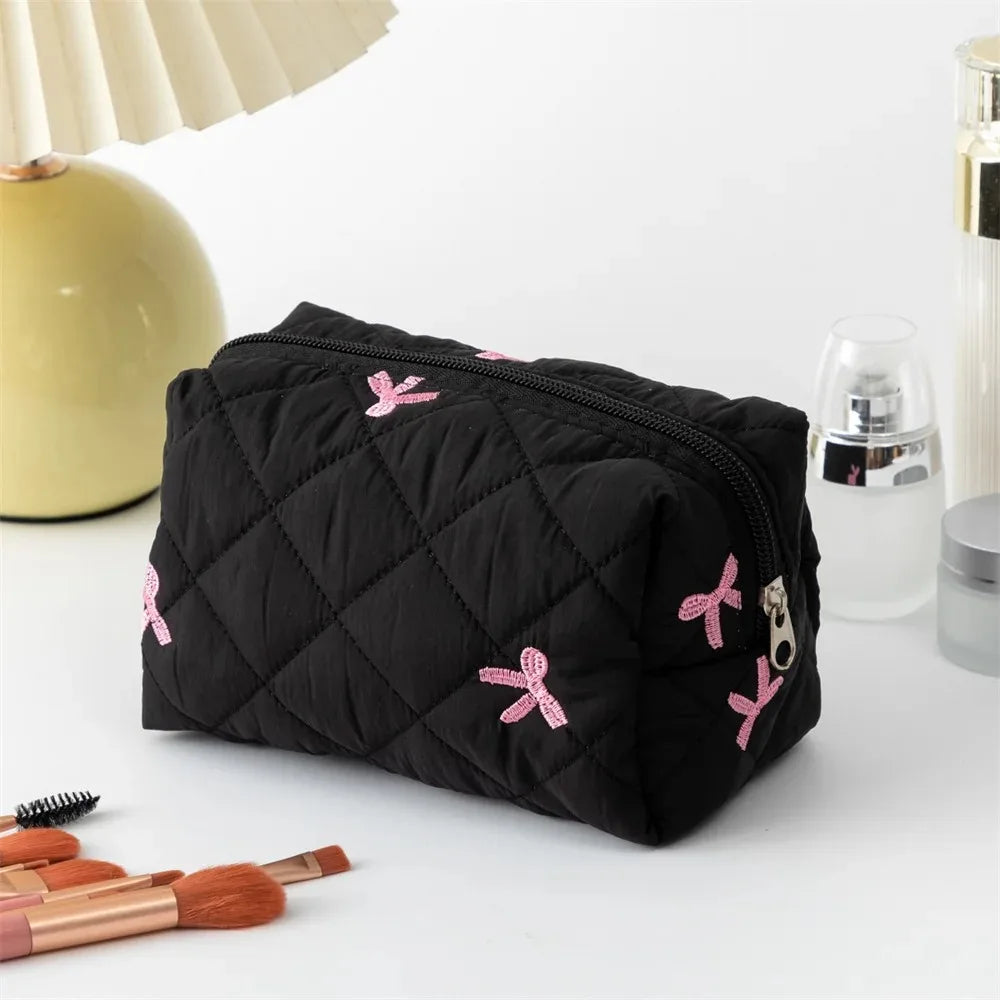 Borsa per il trucco ricamata con fiocco per donna Borsa per articoli da toeletta cosmetici da viaggio di grande capacità