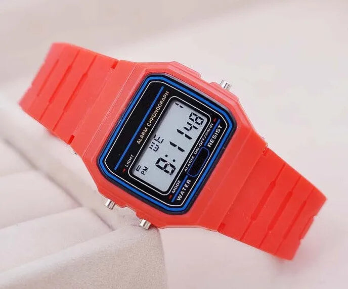 Orologio digitale per uomo Impermeabile Modello casio
