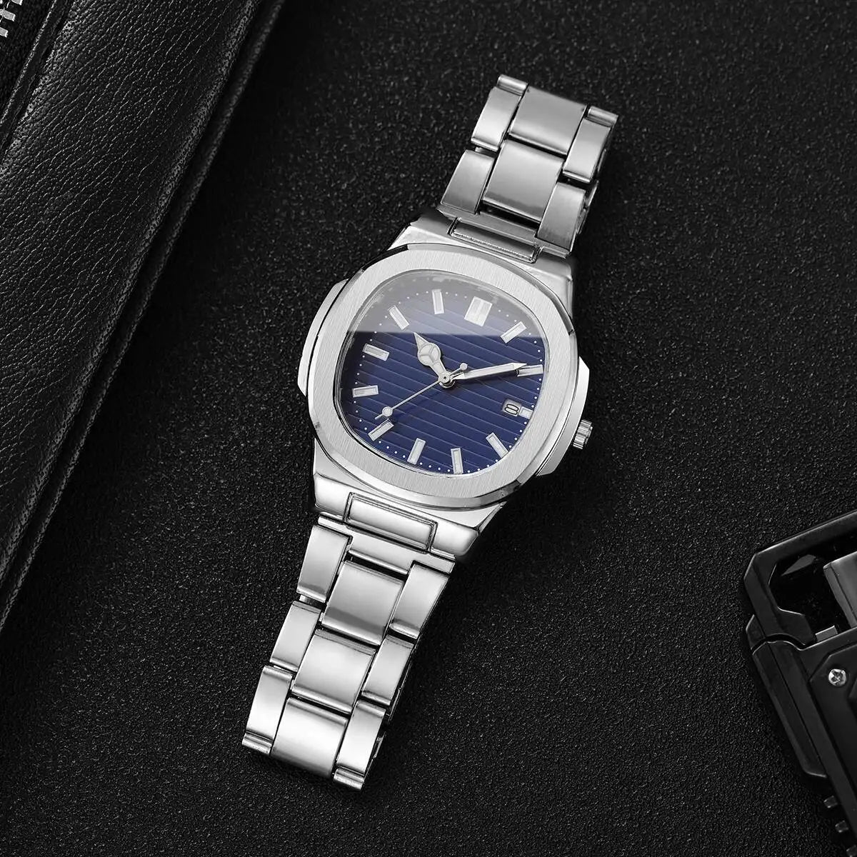 Orologi da uomo di lusso Moda Quadrante quadrato Cinturino in acciaio inossidabile Orologio al quarzo senza scatola