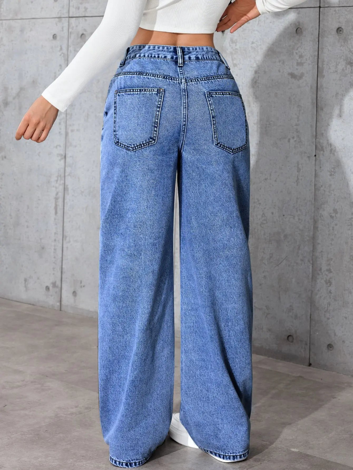 Jeans a gamba larga da donna a vita alta