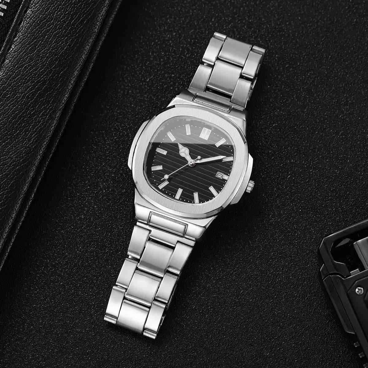 Orologi da uomo di lusso Moda Quadrante quadrato Cinturino in acciaio inossidabile Orologio al quarzo senza scatola