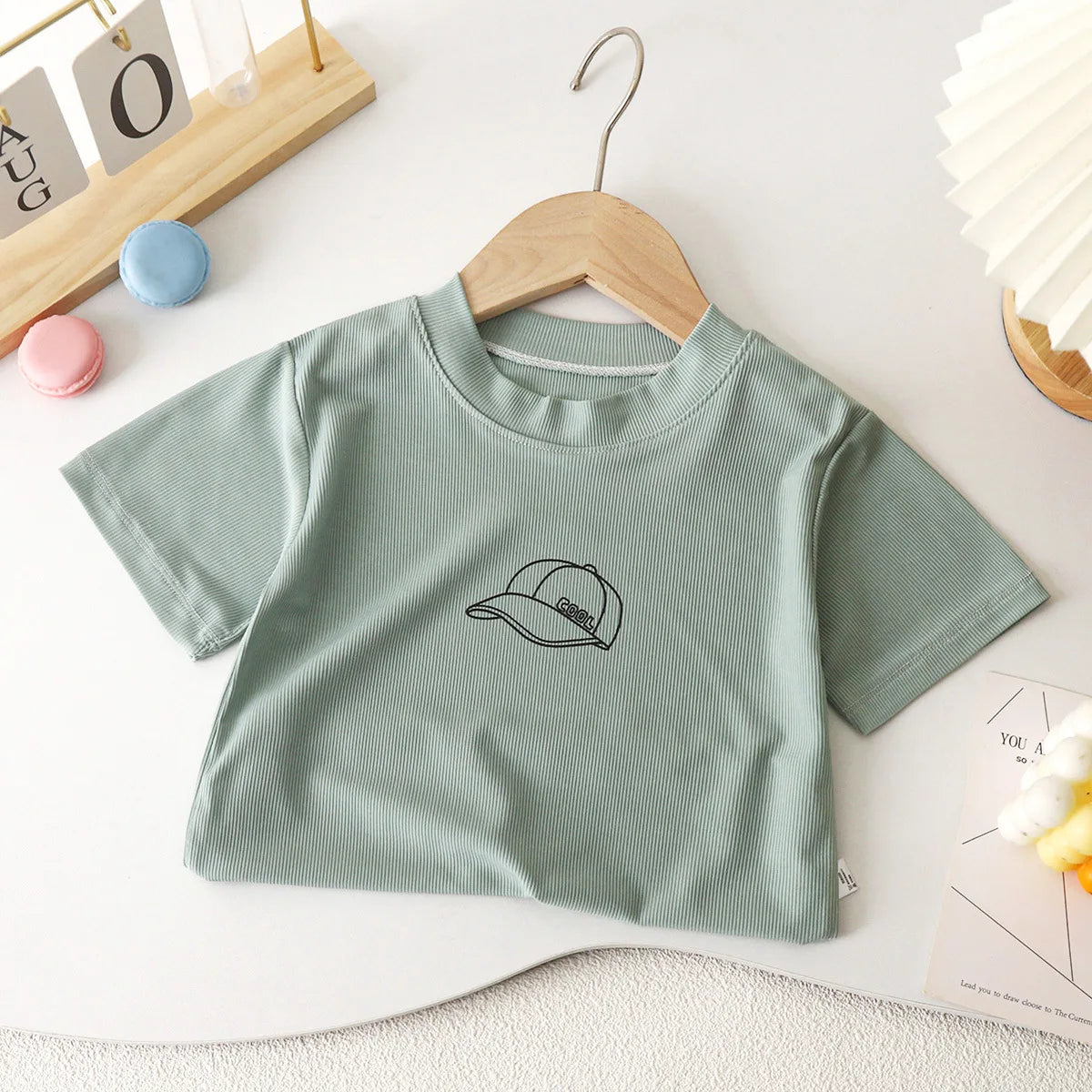 T-shirt a maniche corte carine per bambini