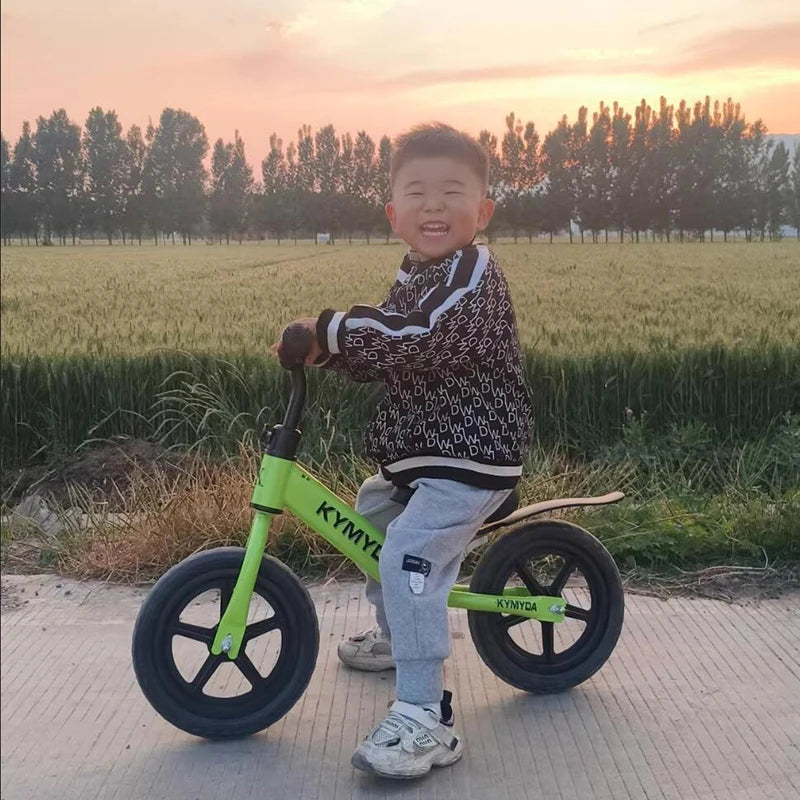 Bicicletta per bambini da 12 pollici Due in uno Senza pedali Sedile regolabile Telaio in acciaio per bambini da 1 a 6 anni Guida all’aperto