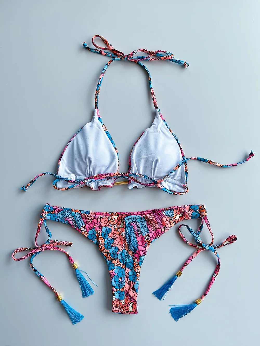 Bikini da donna diverse varianti
