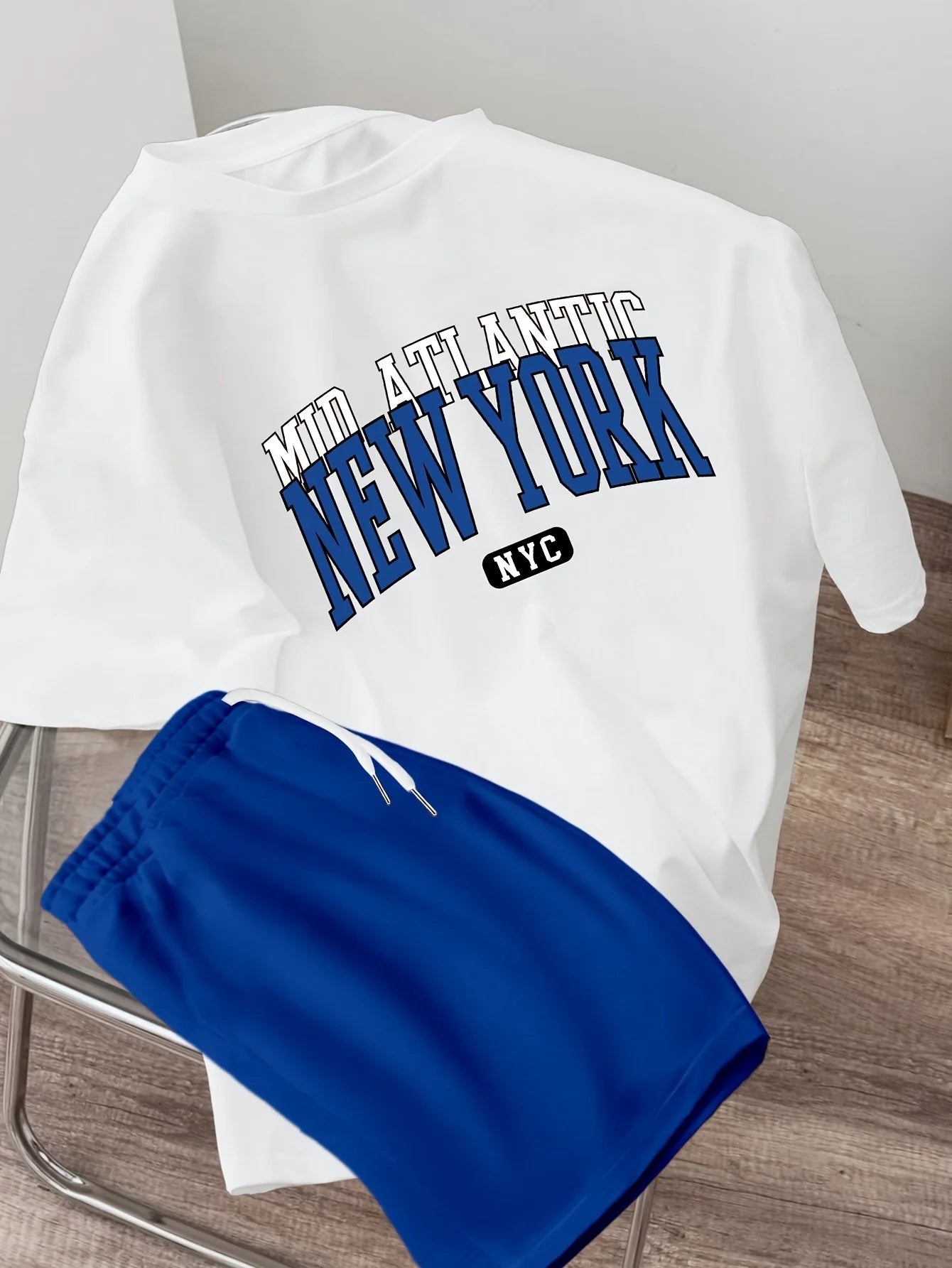 T-shirt e pantaloncini a maniche corte con stampa Moda Americana