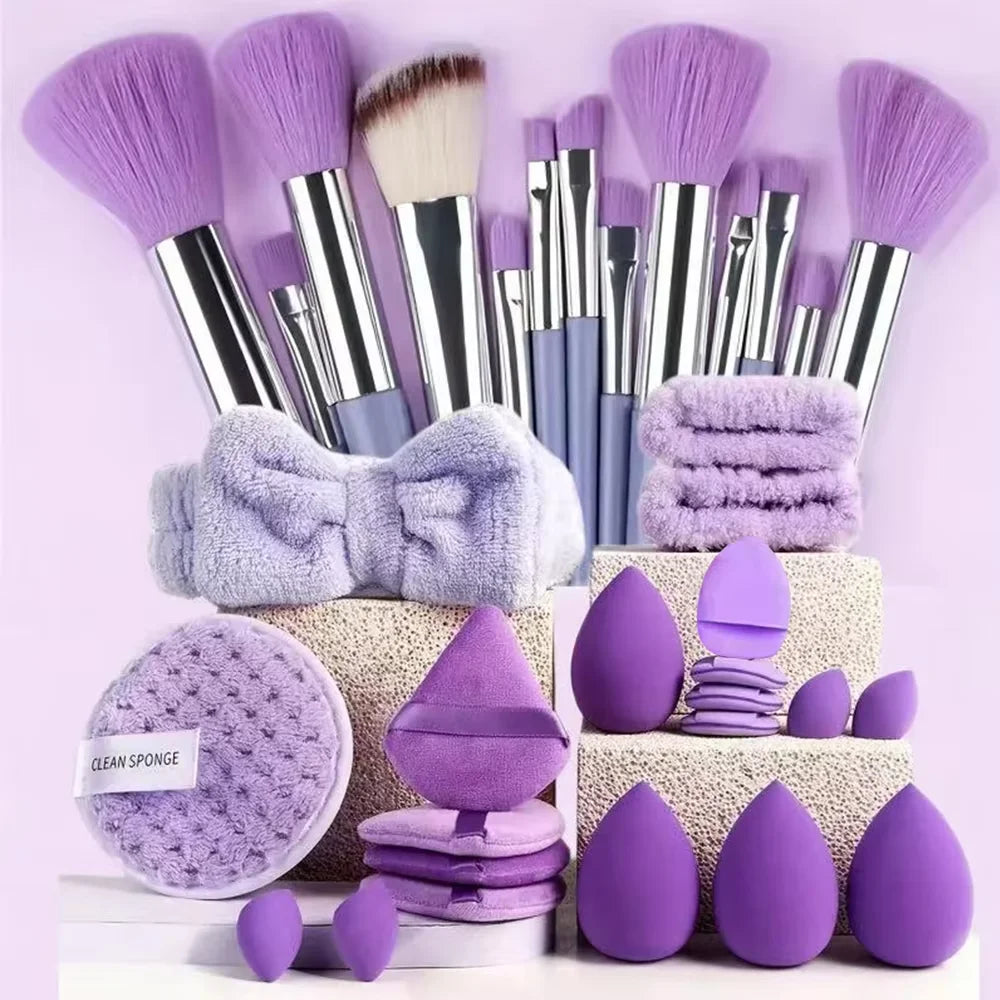 33/ 40 pezzi Set di pennelli morbidi per trucco professionali con accessori