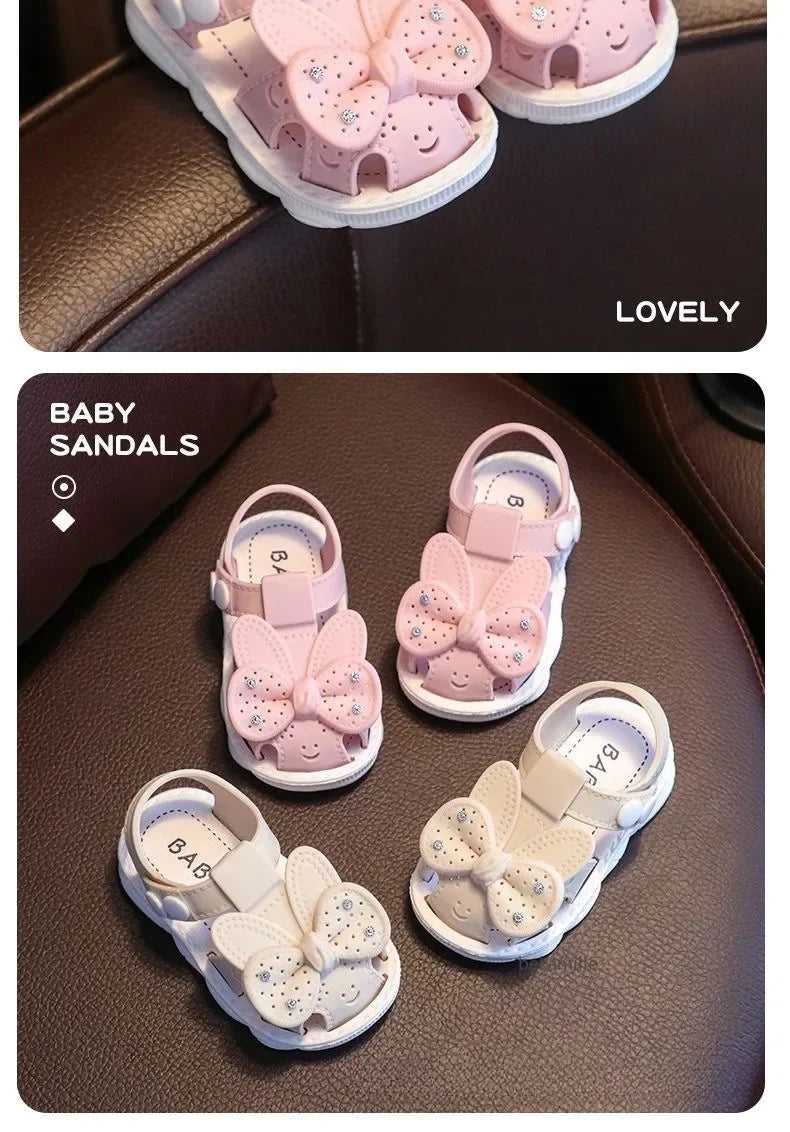 Nuovi sandali antiscivolo estivi da  per bambini  con suole morbide e design leggero perfetti per la spiaggia