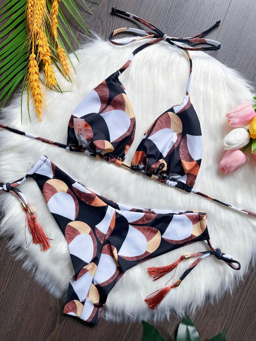 Bikini da donna diverse varianti