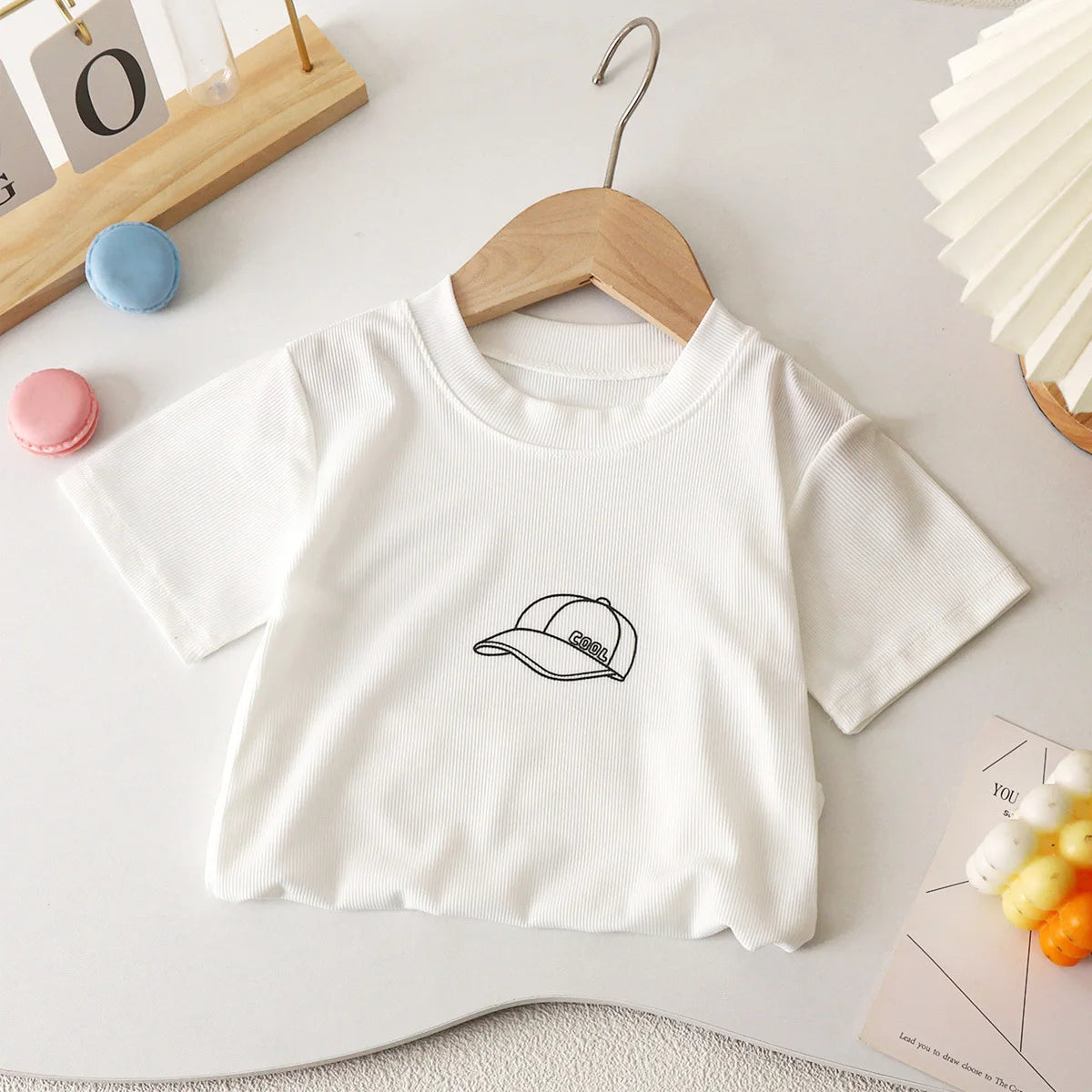 T-shirt a maniche corte carine per bambini
