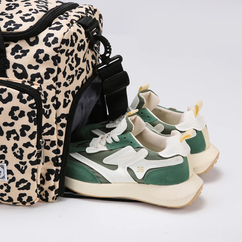 Classica borsa da viaggio di grande capacità con stampa leopardata con tasche multiple e scomparto per scarpe