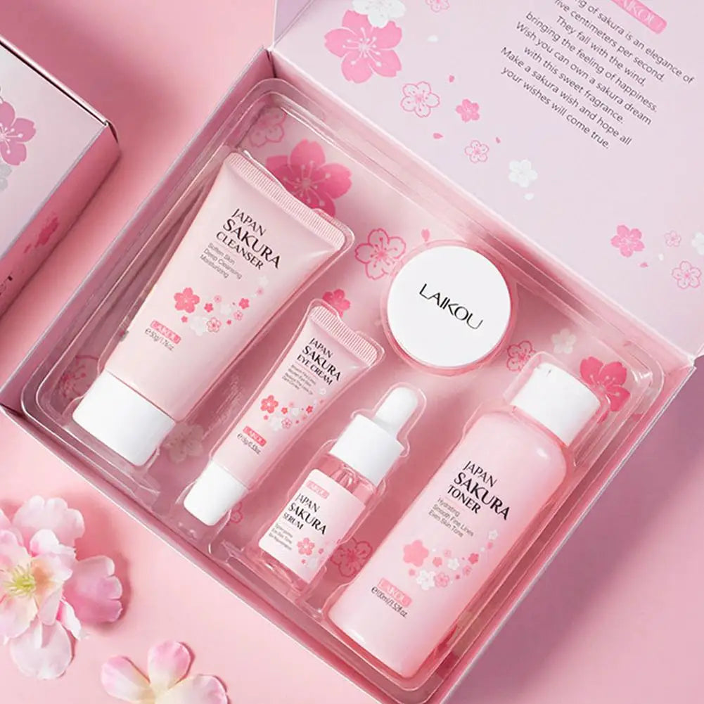 Set 3/5 Sakura Skin Care Crema Viso, Siero Toner, Detergente Viso, Protezione Solare, Crema Occhi, Confezione Regalo