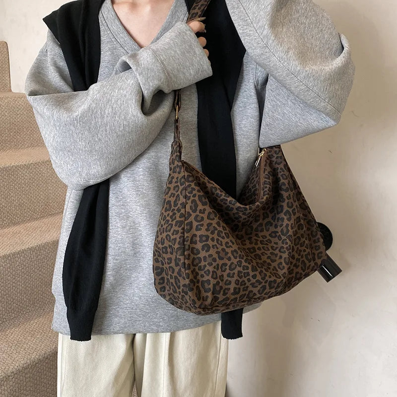 Borsa a tracolla da donna in tessuto morbido alla moda Borsa a tracolla da donna con stampa leopardata di grande capacità
