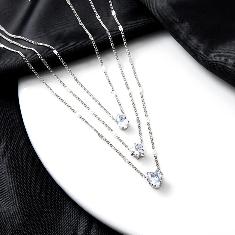 Collana con ciondolo in catena multistrato