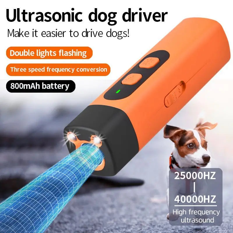 Dispositivo di controllo dell’addestramento degli animali domestici Dispositivo di deterrente per abbaiare ad ultrasuoni ricaricabile per cani per smettere di abbaiare