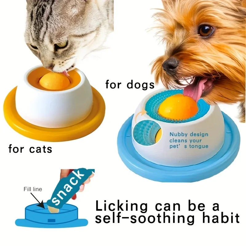 Giocattoli interattivi per cani e gatti