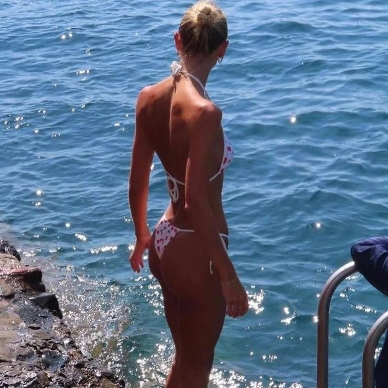 Bikini cherry