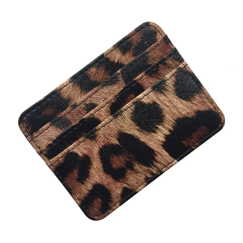 Nuovo portafoglio sottile in pelle con motivo leopardo per donne Portamonete con cerniera piccola