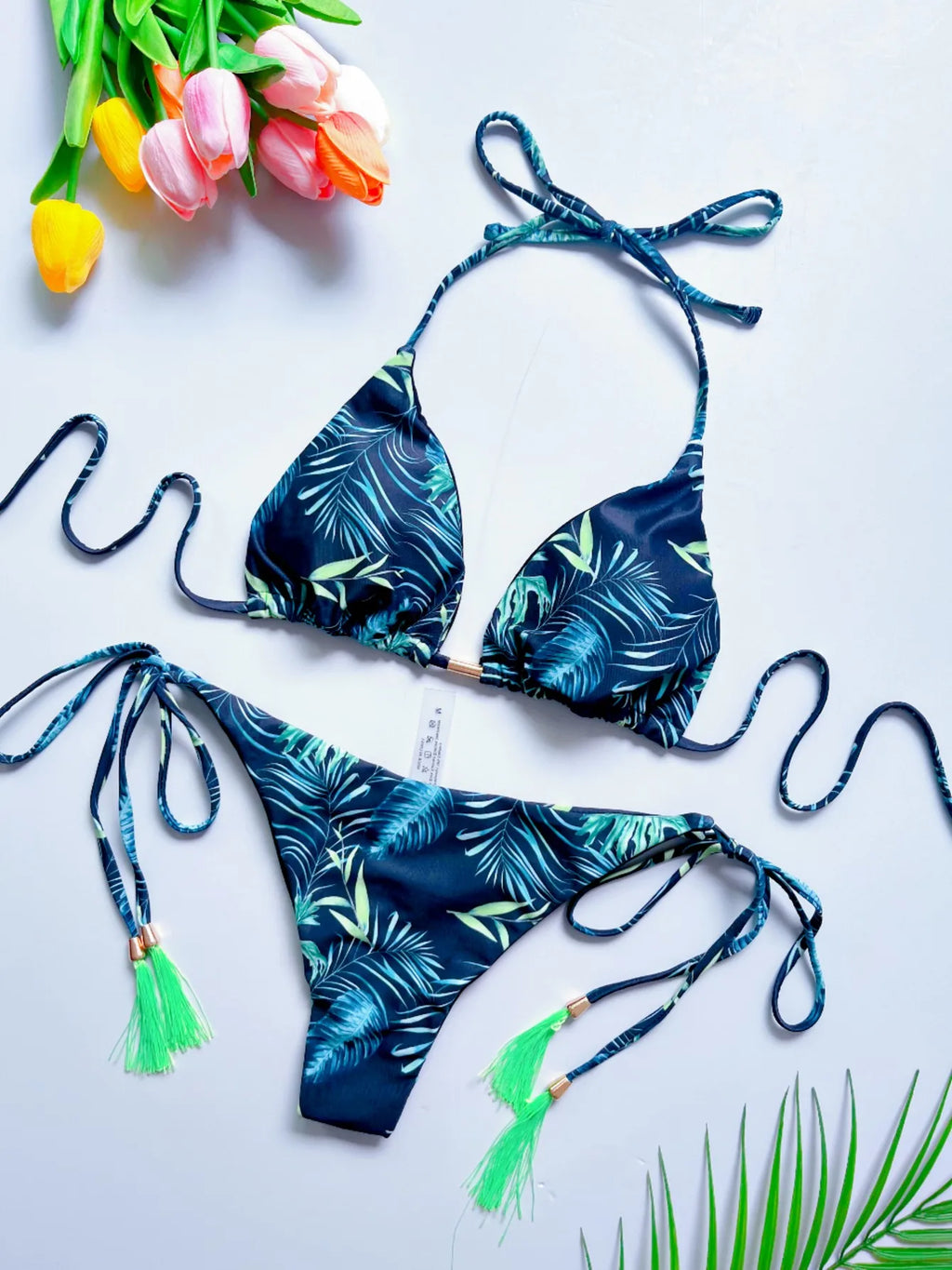 Bikini da donna diverse varianti