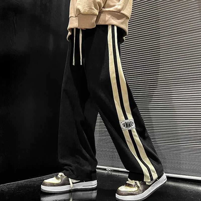 High Street Pantaloni casual Uomo a gamba larga