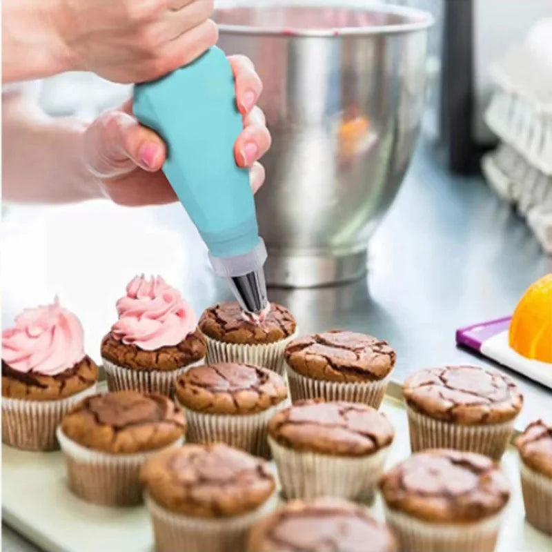 Sacchetti per tubazioni in silicone e punte Set Torta fai da te Kit di decorazione con ugello in acciaio inossidabile per pasticceria