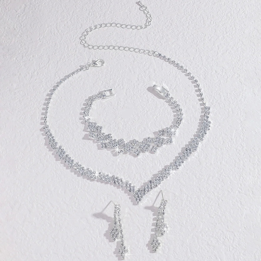 Set gioielli collana e orecchini con strass