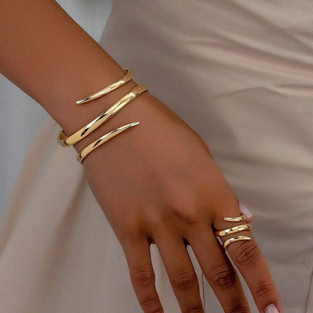 Set di gioielli bracciale e anello