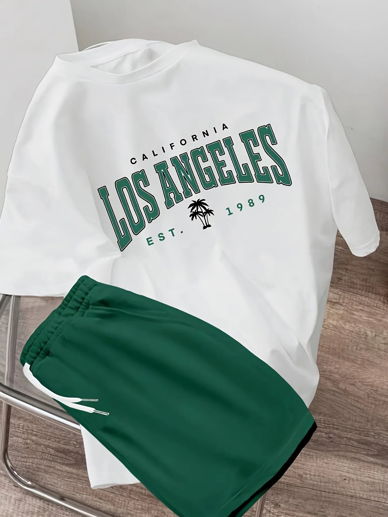 T-shirt e pantaloncini a maniche corte con stampa Moda Americana
