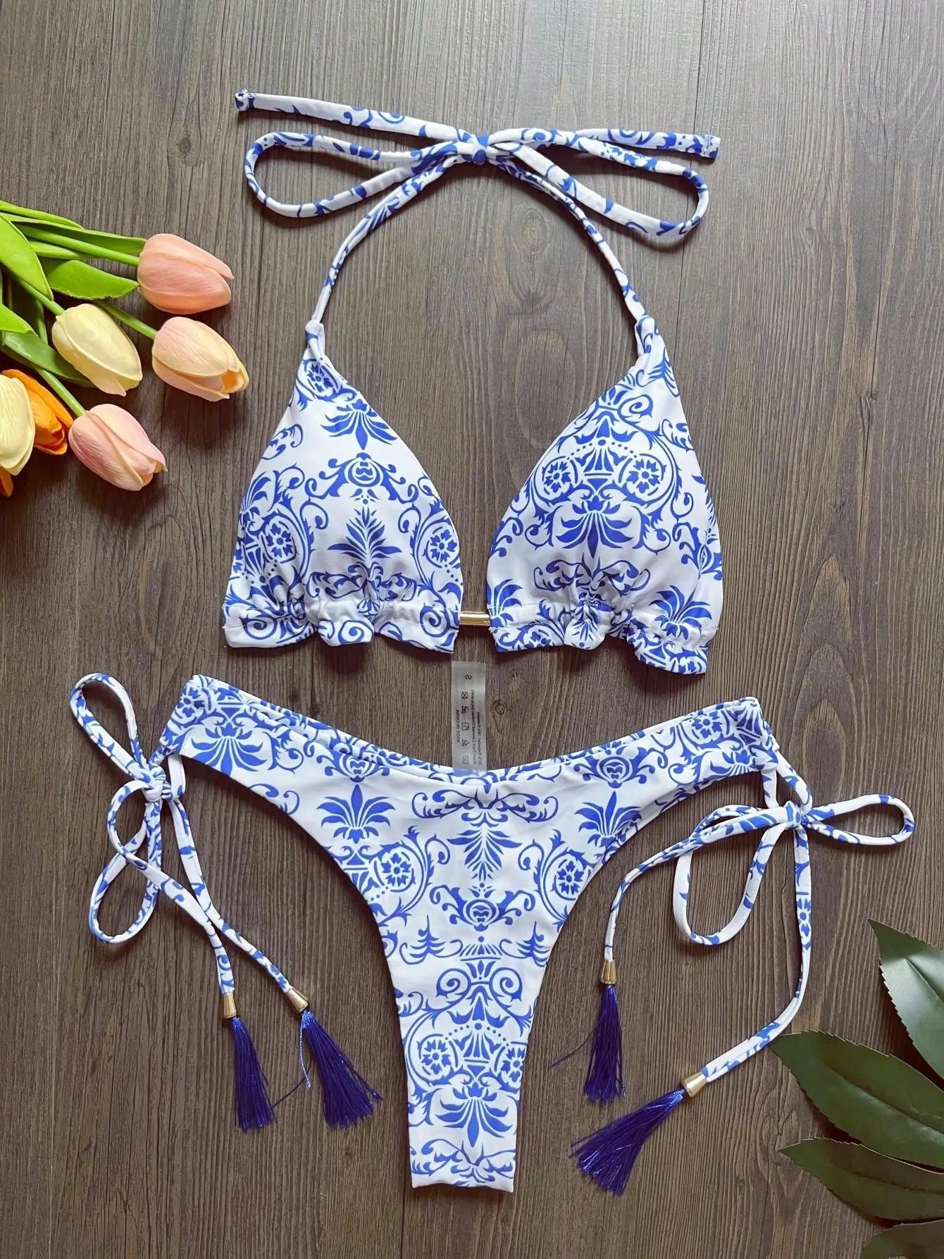 Bikini da donna diverse varianti