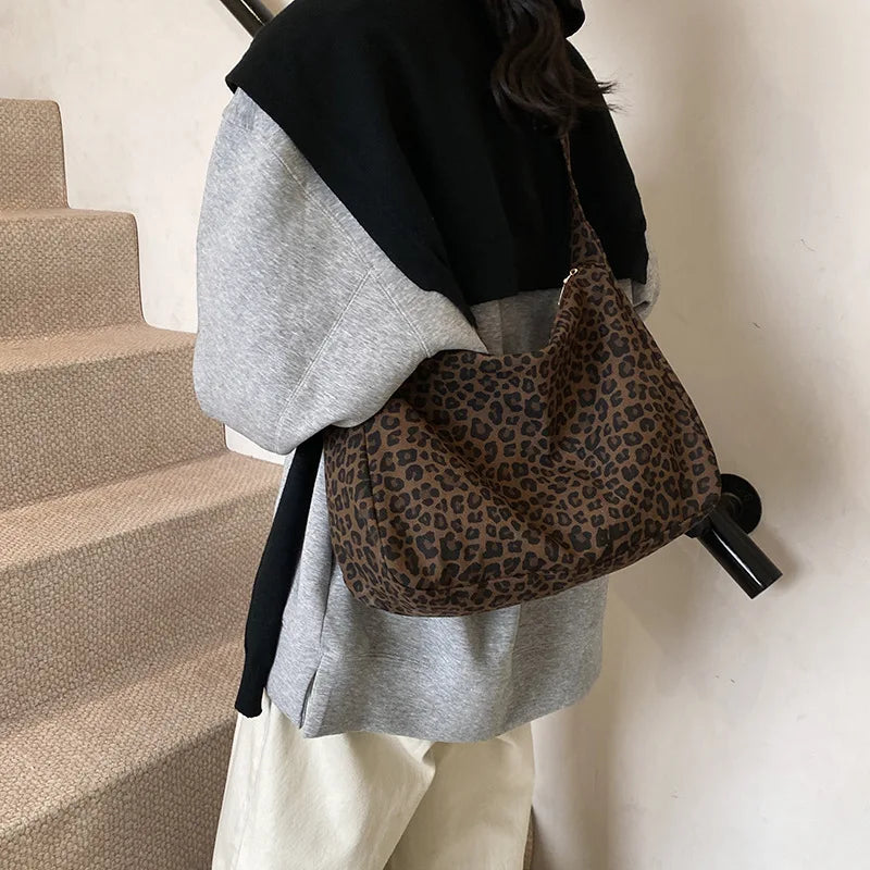 Borsa a tracolla da donna in tessuto morbido alla moda Borsa a tracolla da donna con stampa leopardata di grande capacità