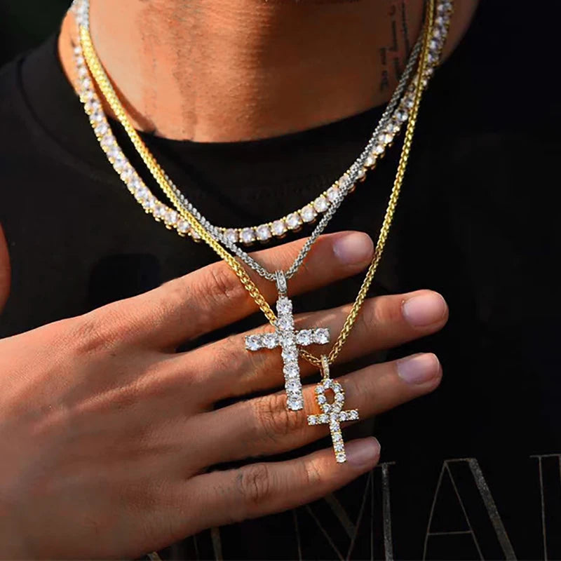 Collana con ciondolo a croce Unisex