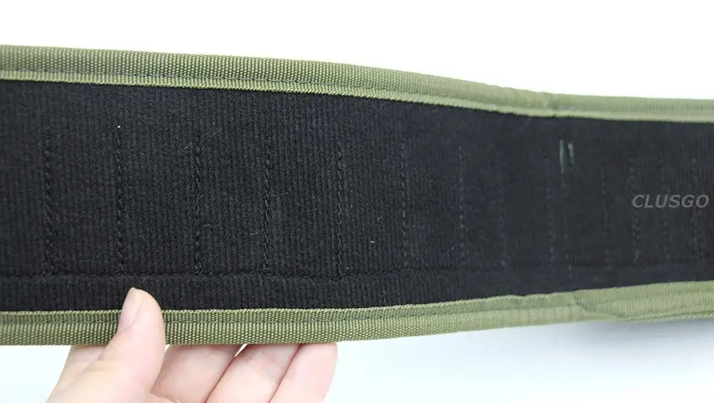 Cartucciera con tasca e fibbia a sgancio rapido 30 Cartucce