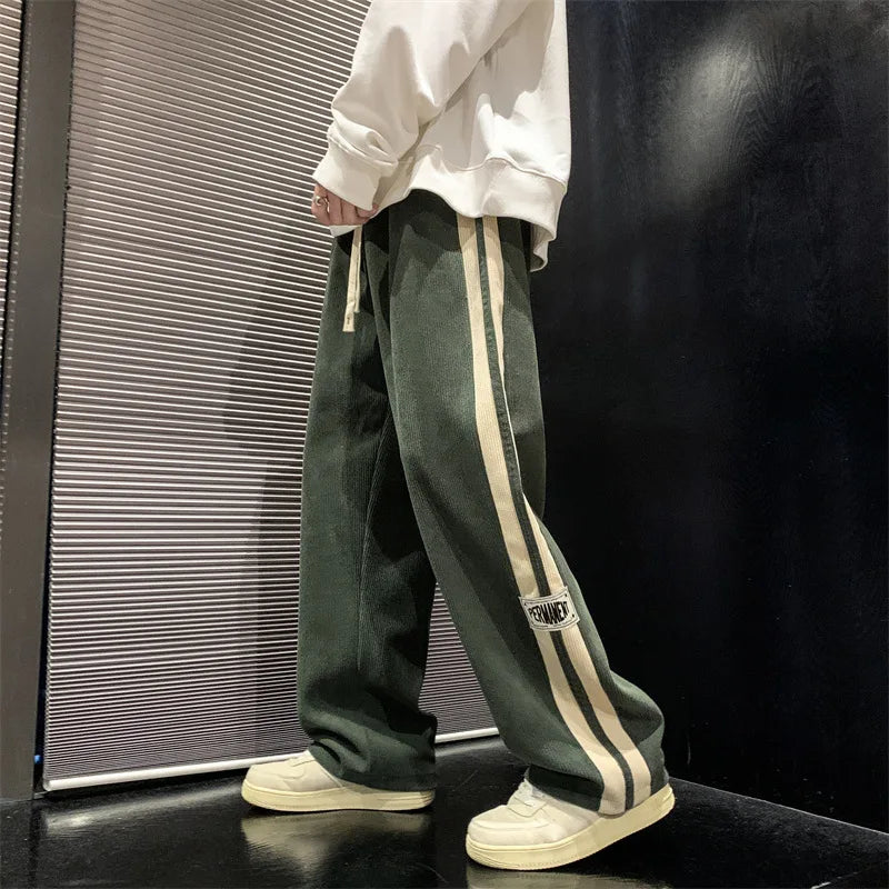 High Street Pantaloni casual Uomo a gamba larga