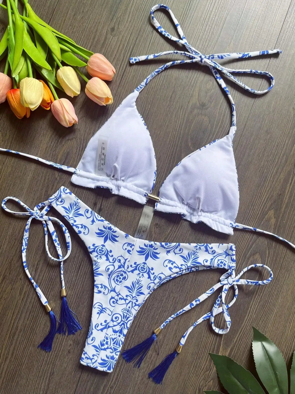 Bikini da donna diverse varianti