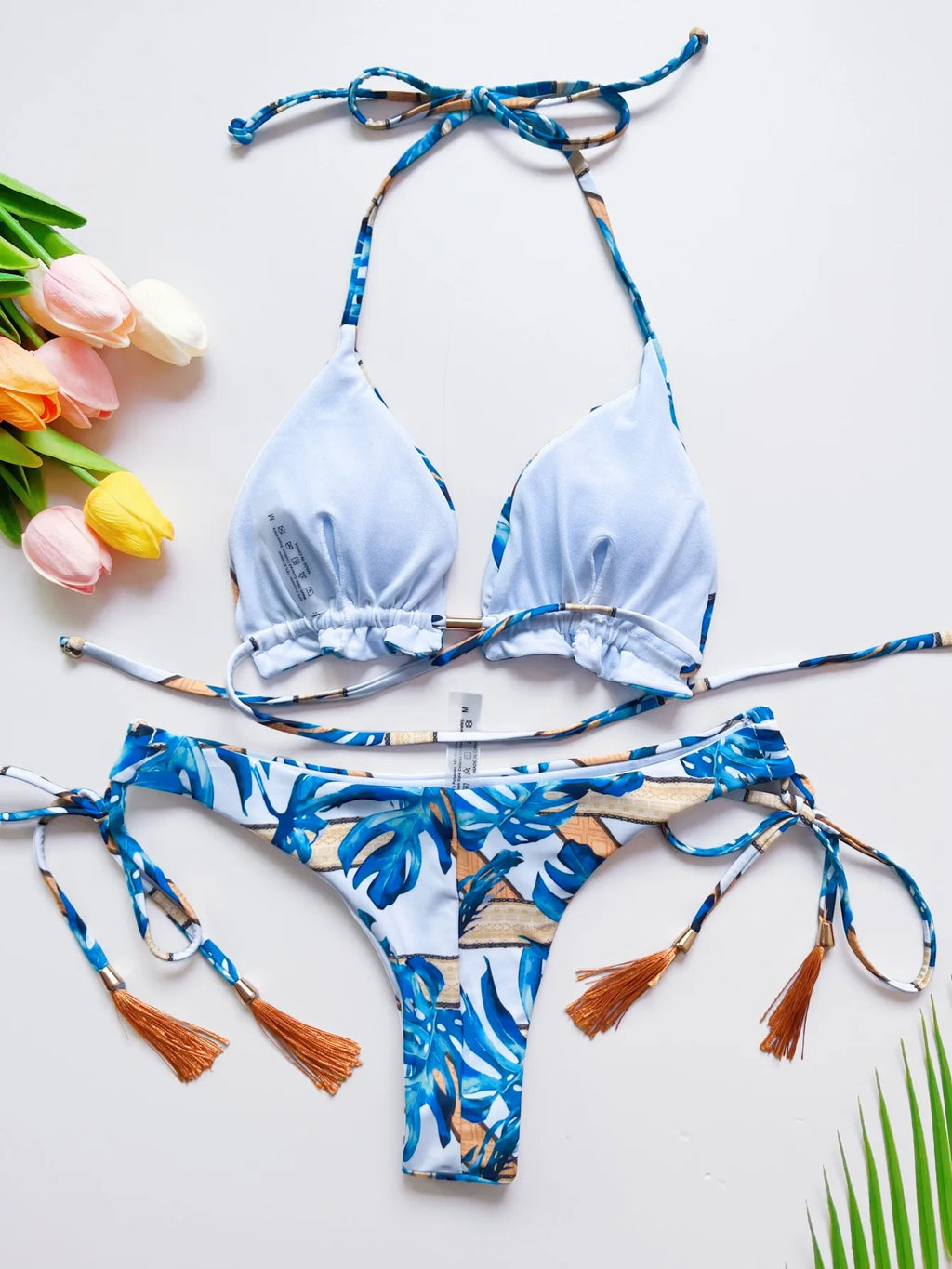 Bikini da donna diverse varianti