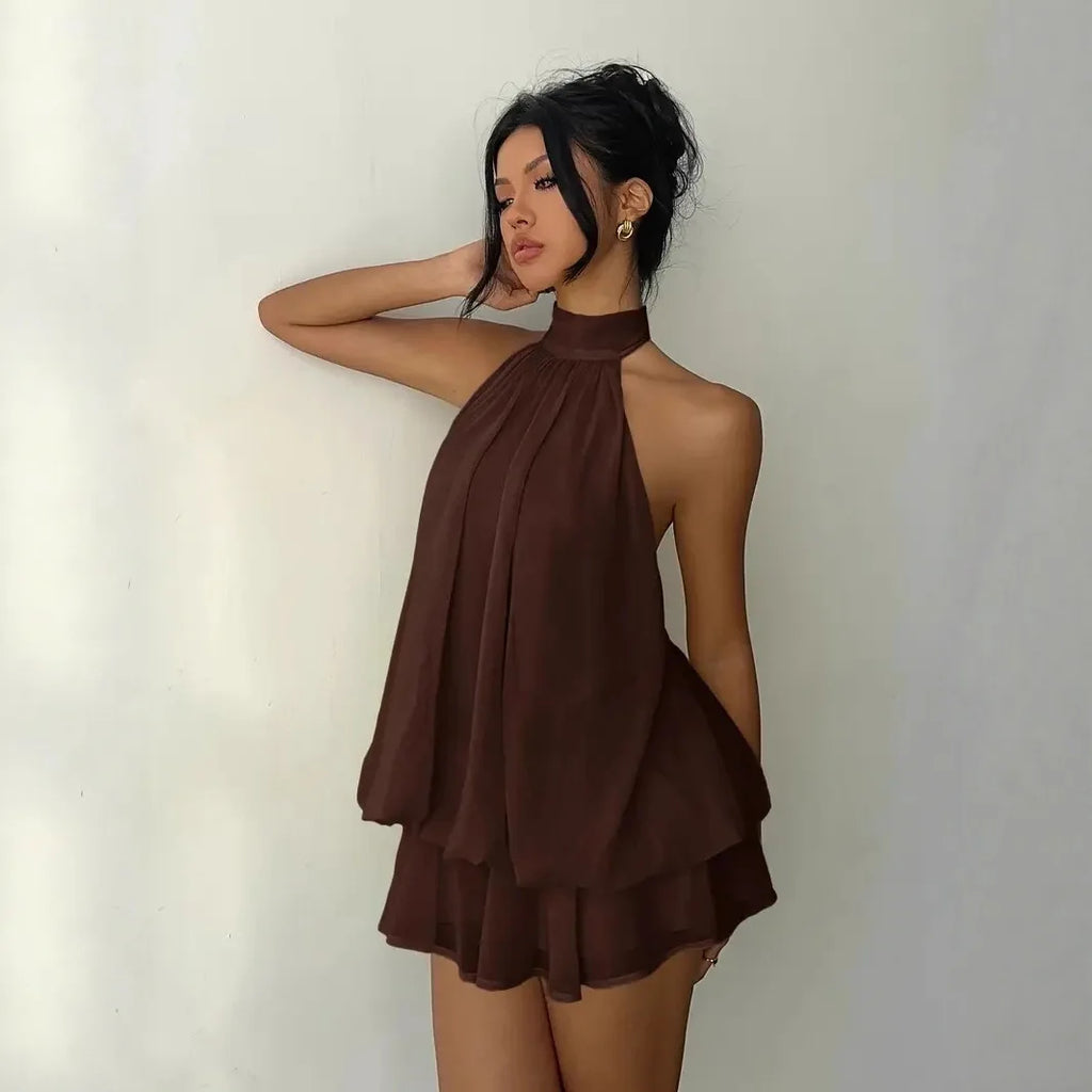 Abito da donna con collo all’americana, minigonna in chiffon senza schienale