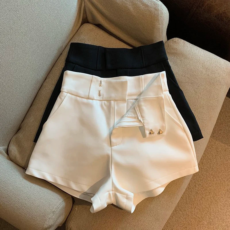 Pantaloncini da donna Elegance Pantaloncini a vita alta
