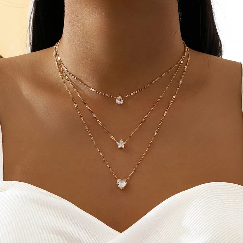 Collana con ciondolo in catena multistrato