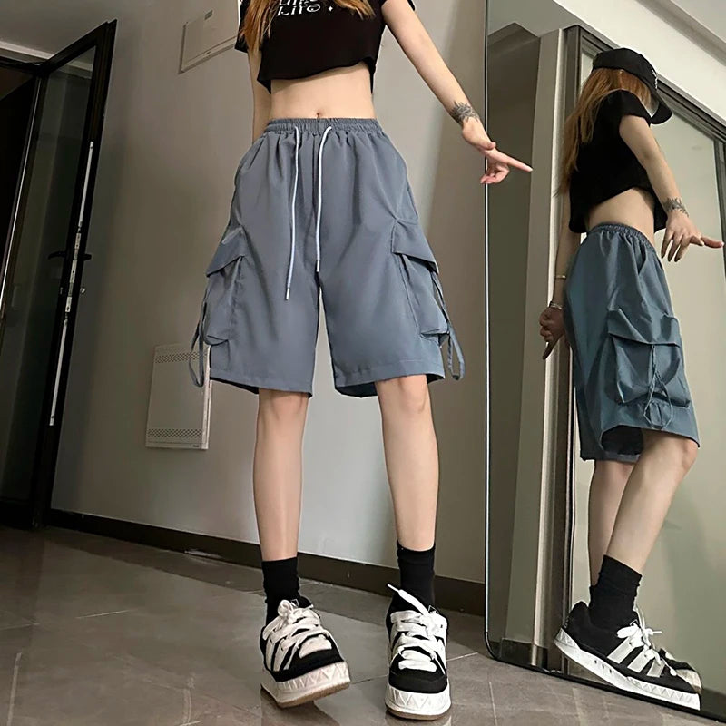 ZOKI Pantaloncini cargo a vita alta da donna Stile americano Streetwear Estate Pantaloni a gamba larga