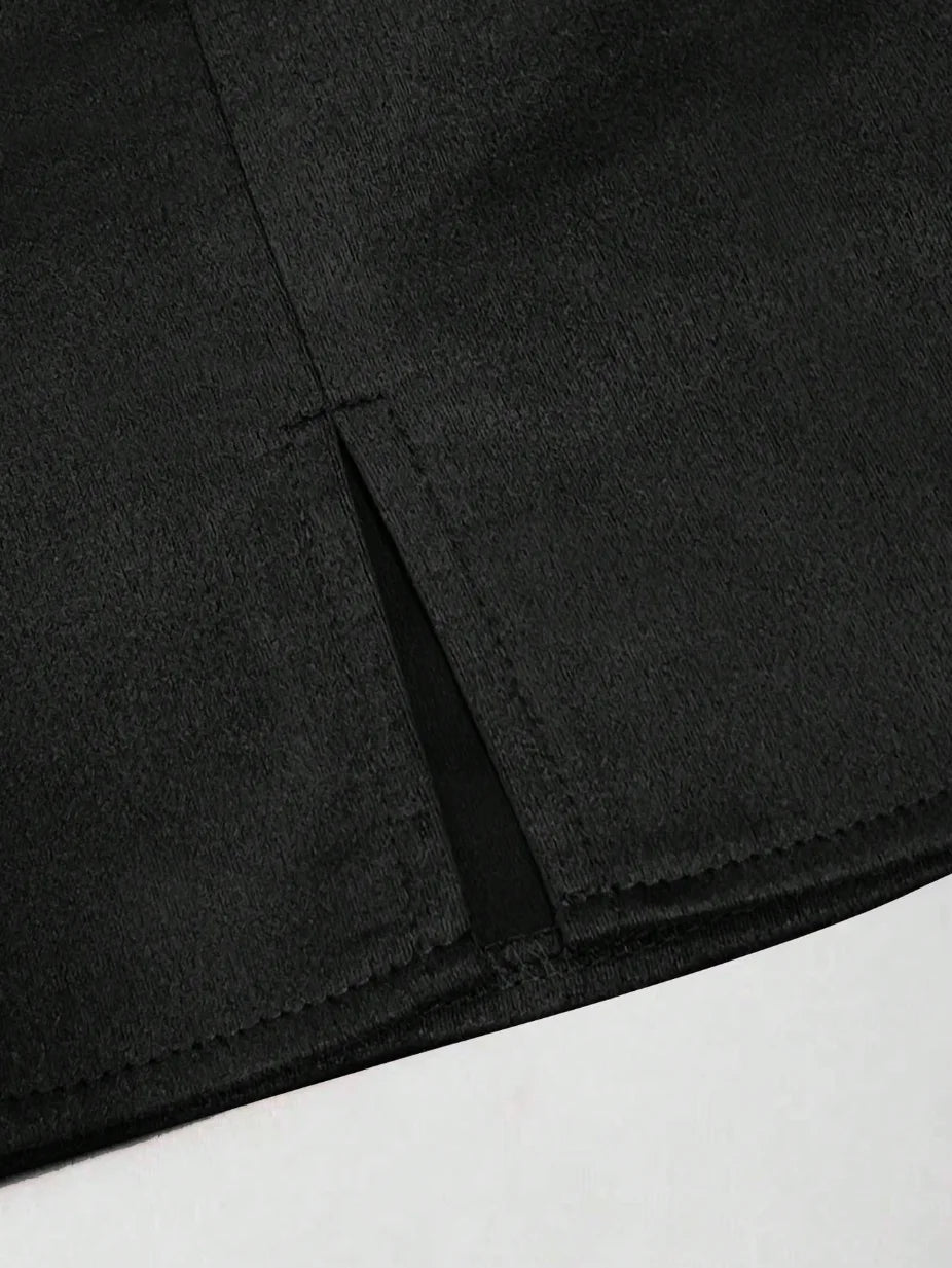 Gonna con spacco laterale è elegante alla moda