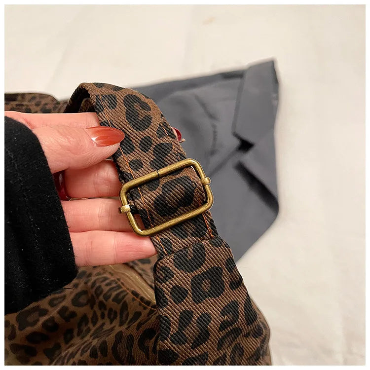 Borsa a tracolla da donna in tessuto morbido alla moda Borsa a tracolla da donna con stampa leopardata di grande capacità
