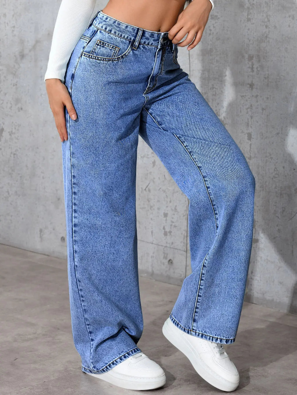 Jeans a gamba larga da donna a vita alta
