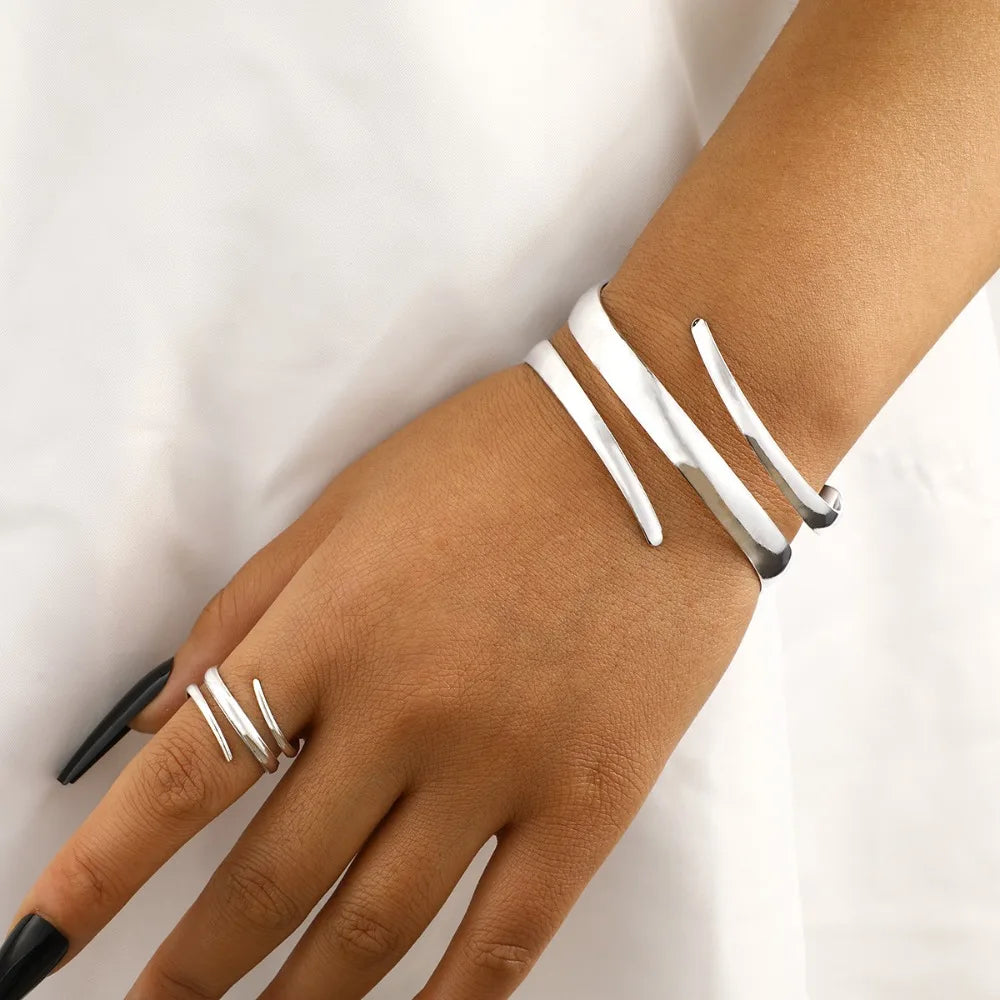 Set di gioielli bracciale e anello