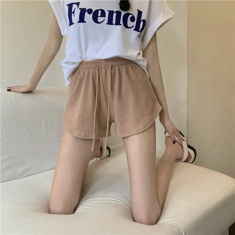 Pantaloncini da donna Abbigliamento esterno estivo a vita media casual