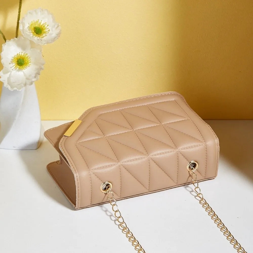 Borsa da donna a tracolla modello trapuntato