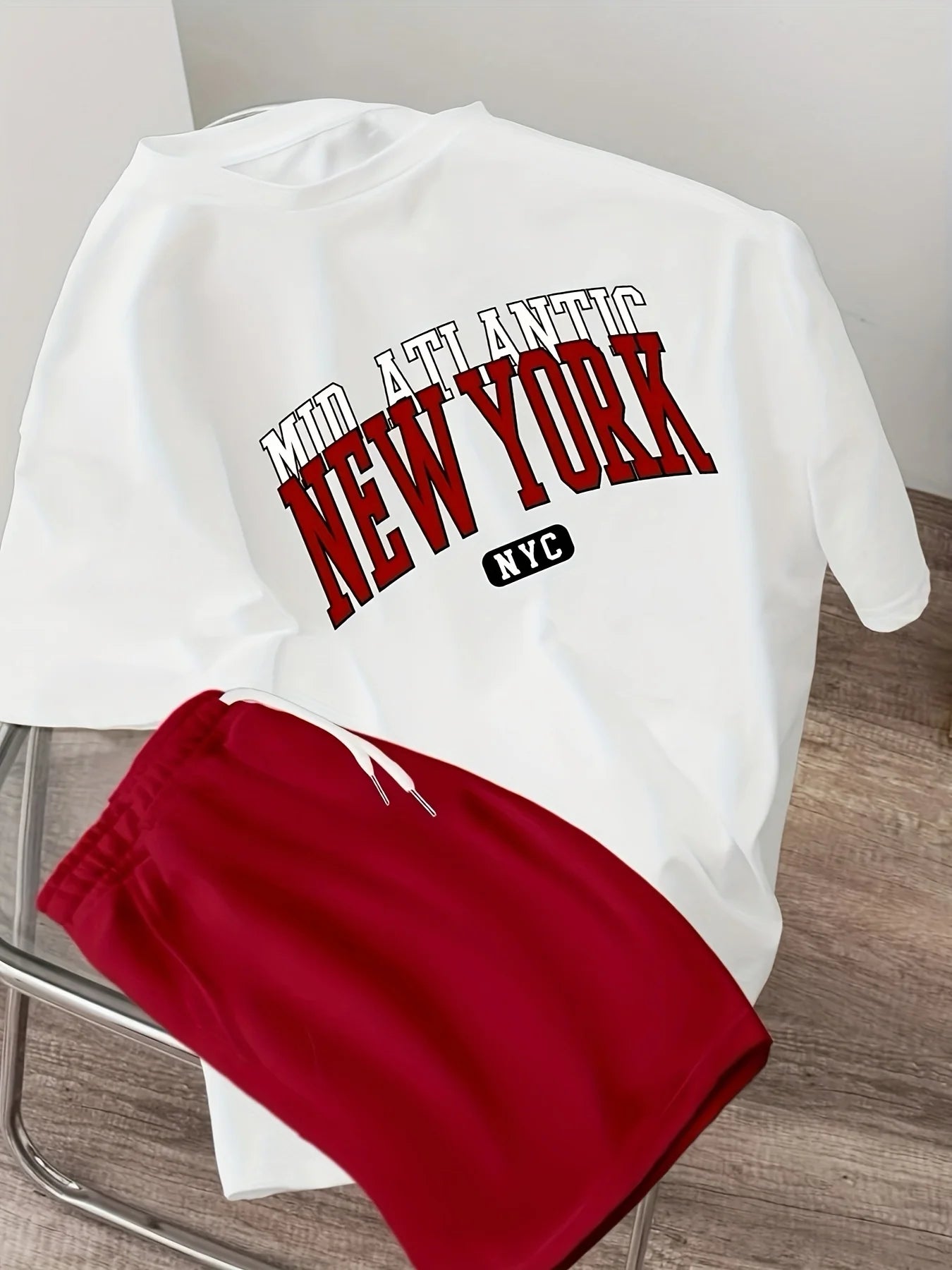 T-shirt e pantaloncini a maniche corte con stampa Moda Americana
