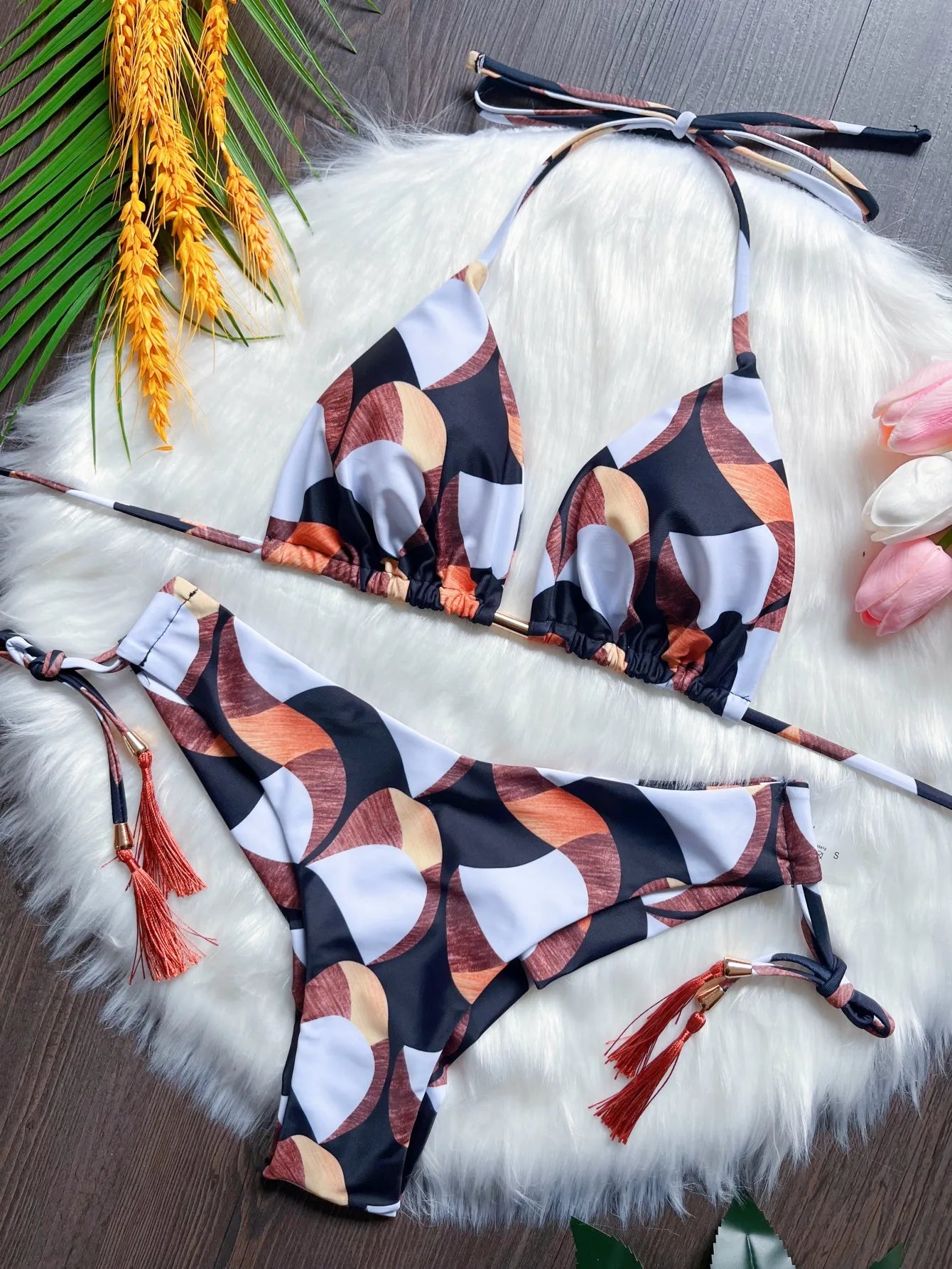 Bikini da donna diverse varianti