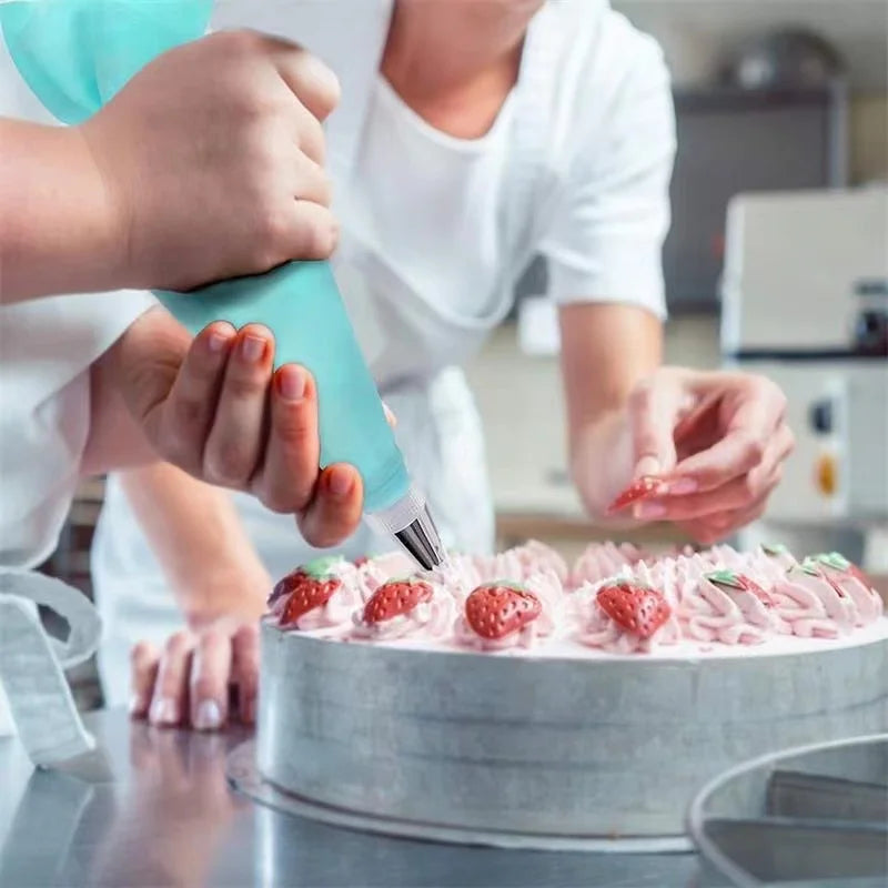 Sacchetti per tubazioni in silicone e punte Set Torta fai da te Kit di decorazione con ugello in acciaio inossidabile per pasticceria