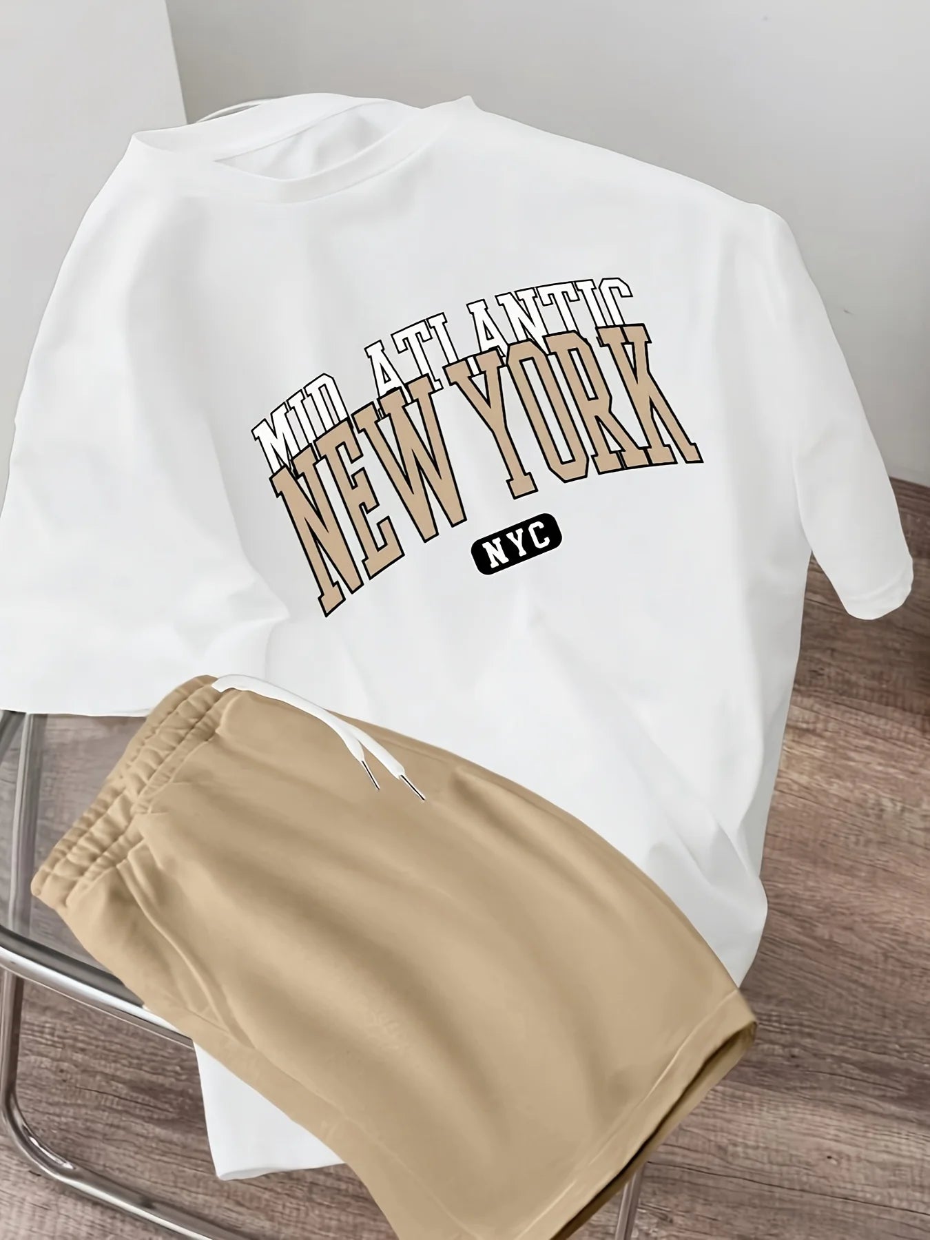 T-shirt e pantaloncini a maniche corte con stampa Moda Americana